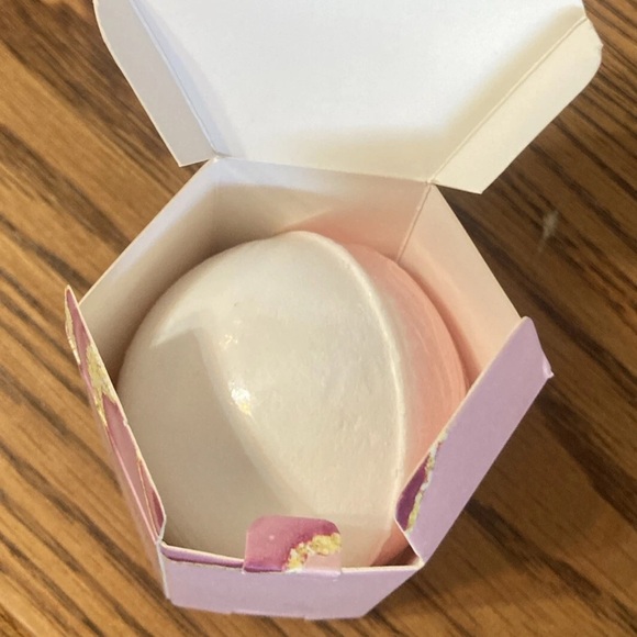 NEW Mystery Bath gift set with Tumbler - Picture 4 of 14